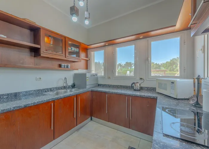 Villa Beautiful 4 Bdr With Private Pool *