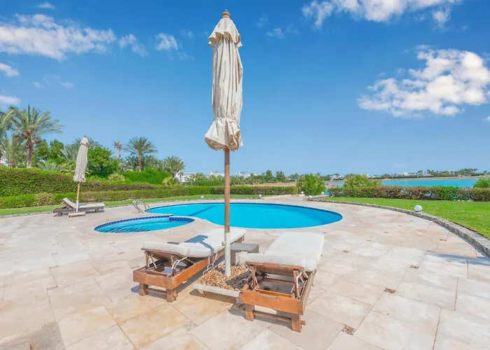 Villa Beautiful 4 Bdr With Private Pool